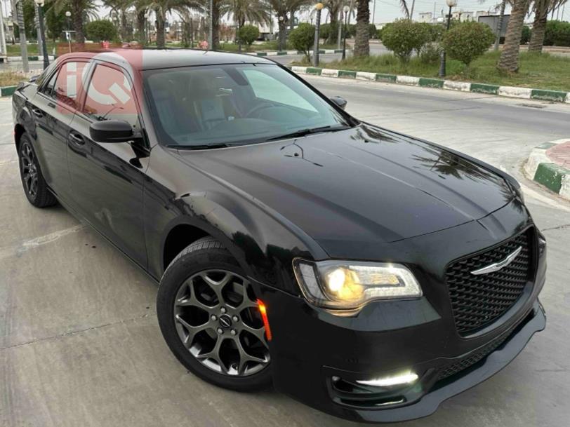 کرایسلەر 300